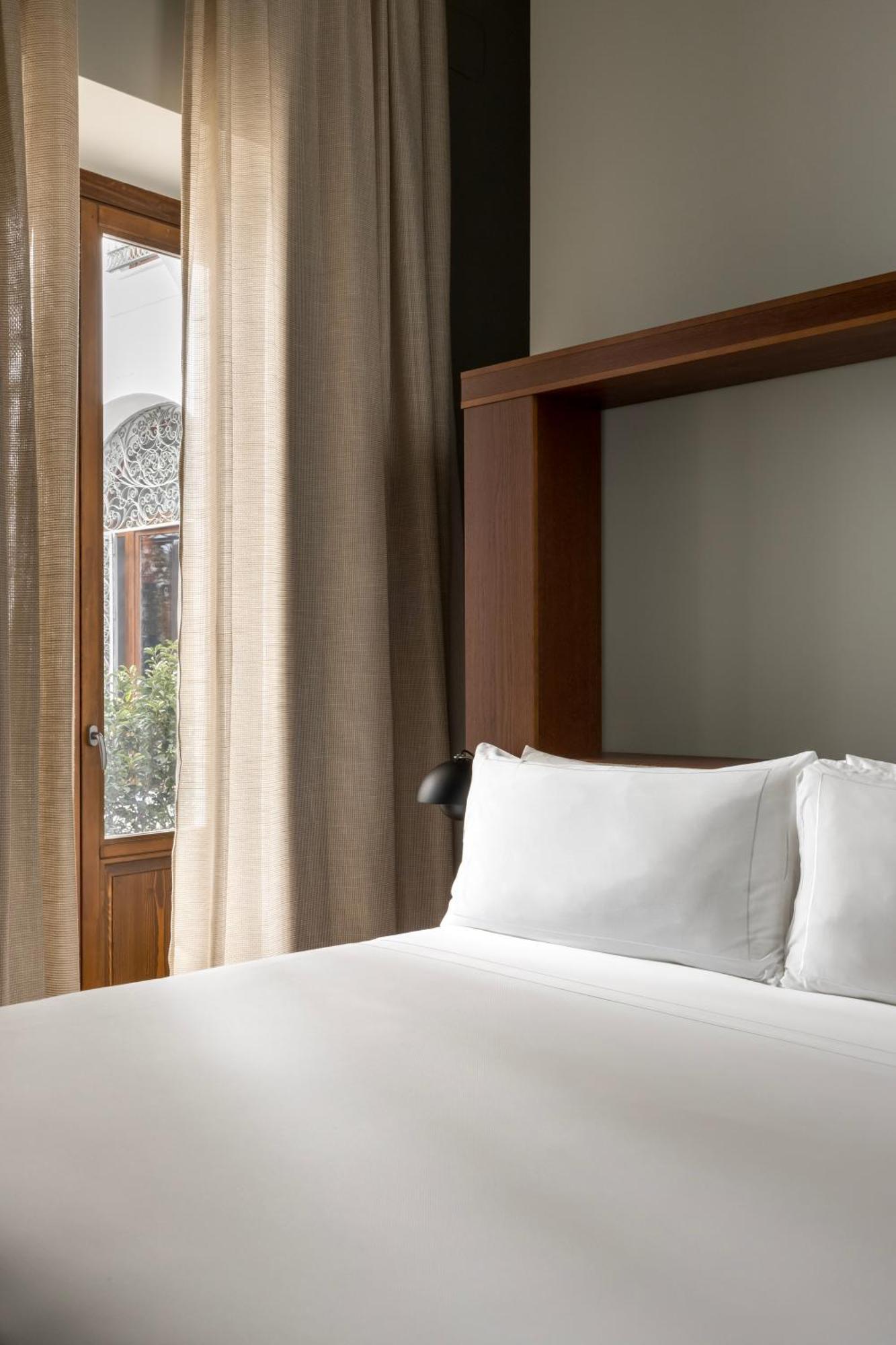 Mercer Residences Sevilla Экстерьер фото