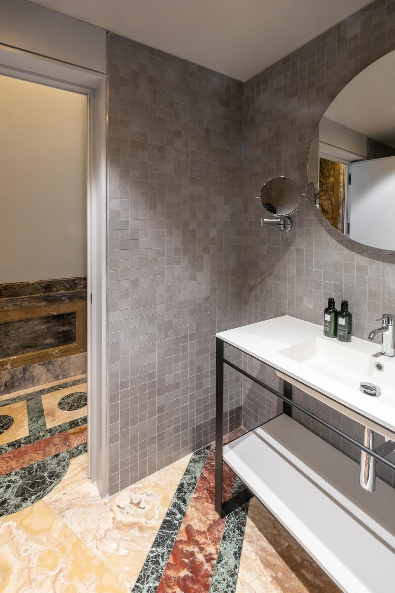 Mercer Residences Sevilla Экстерьер фото